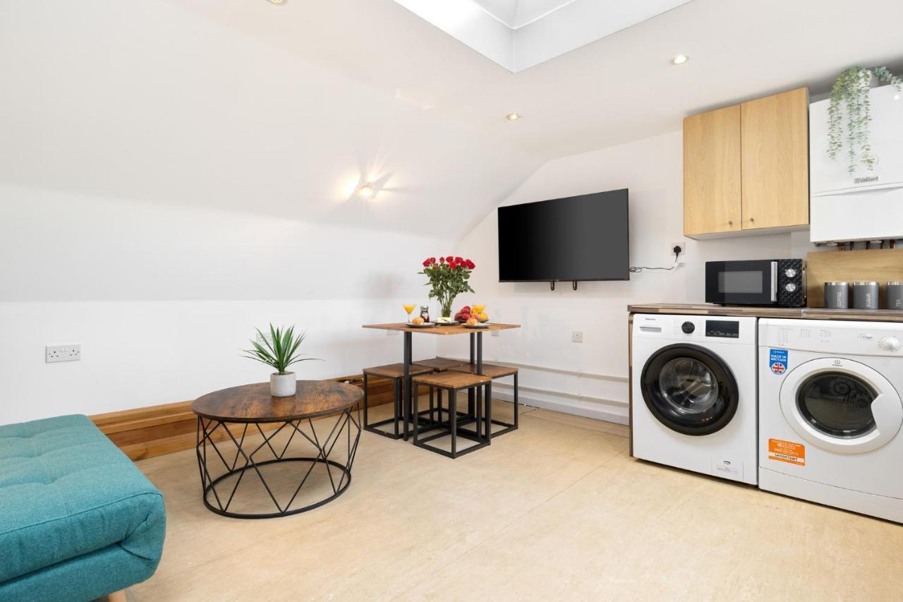 Charming Flat In The Heart Of Fulham - New Apartment Londra Exterior foto
